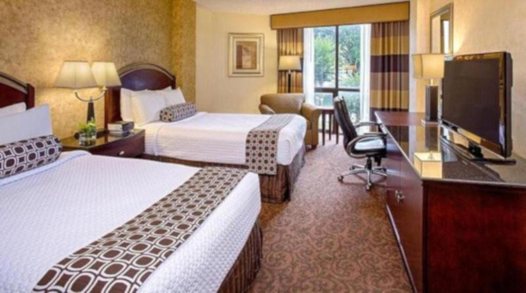Radisson Hotel Austin - University Exterior photo